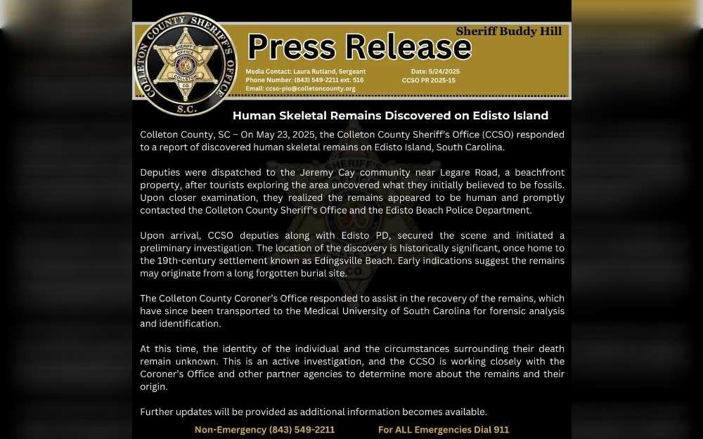 At a beach house on Edisto Island, South Carolina, tourists found 200-year-old human remains. When the tourists realized the remains were human, they called the Colleton County Sheriff's Office, having initially mistaken them for fossils.