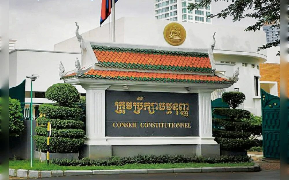 A proposed amendment to Cambodia’s constitution would allow the government to revoke the citizenship of Cambodian dissidents — a step that critics say would suppress internal dissent and eliminate political competition.