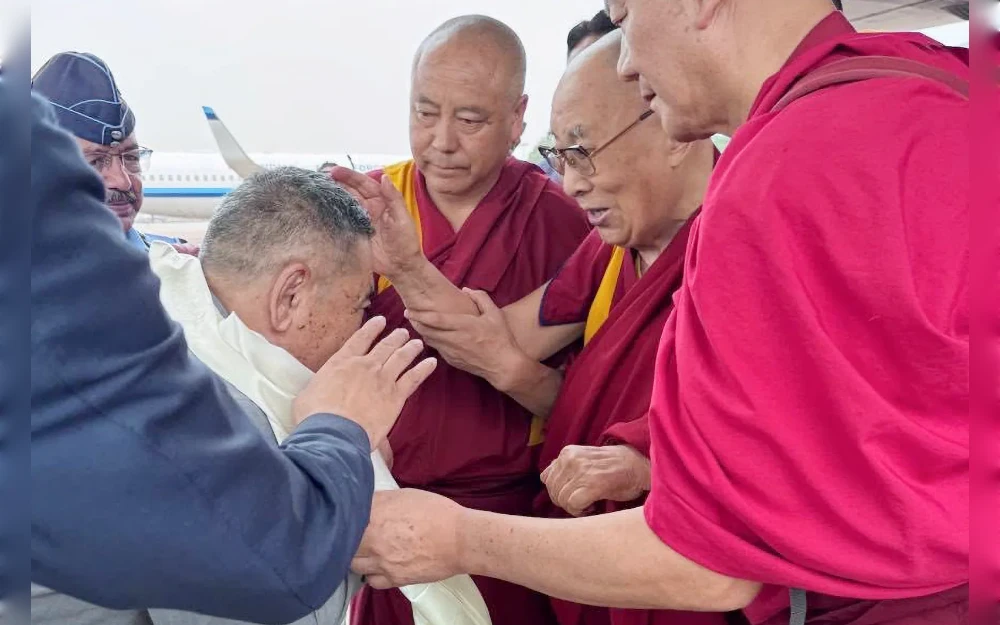 The Dalai Lama has undergone surgery on his left knee on Monday, his personal physician confirmed.In the video statement, Dr. Sadutshang said that the Dalai Lama “is out of recovery post-surgery, and he is back in his room,” and conveyed thanks to the medical workers at Indraprastha Apollo Hospital.
