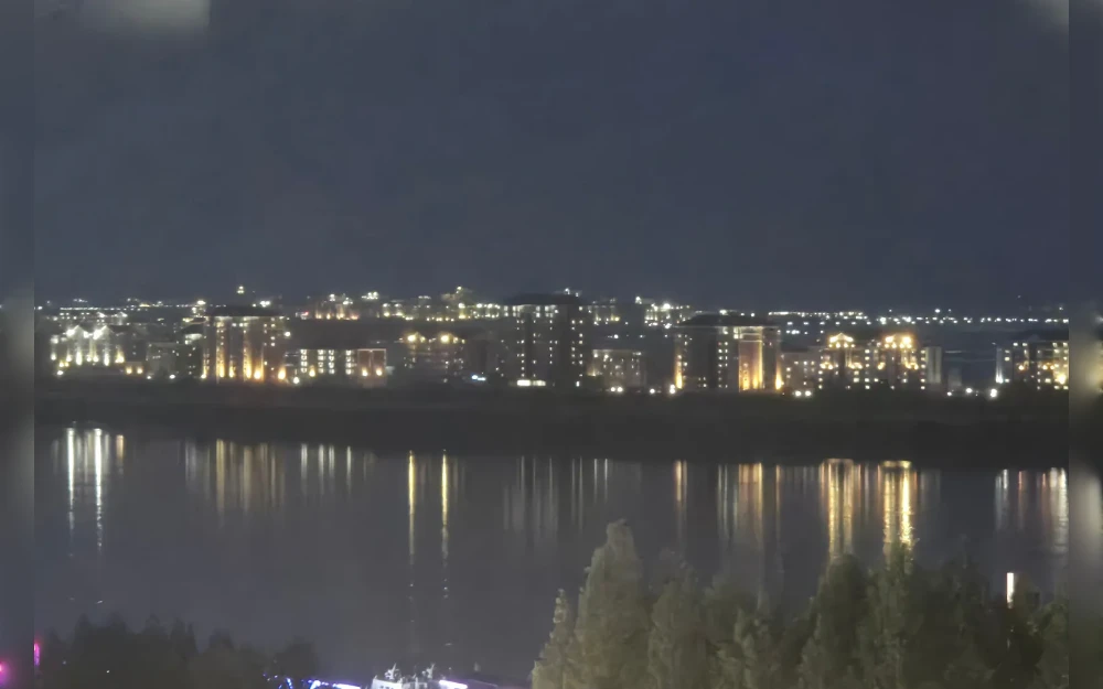 A North Korean city on the border with China is no longer completely dark at nighttime, satellite imagery and eyewitness accounts revealed. Experts told Radio Free Asia it is a sign that North Korea is turning to solar power to solve its chronic energy problems.