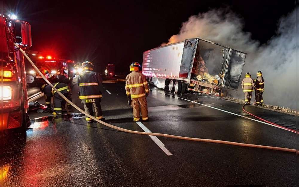 On State Route 6 near  Green River in Emery County, Utah, United States, a semi-truck transporting french fries caught fire. The fire occurred on Saturday at approximately 8 p.m. close to mile marker 293, according to Emery County Sheriff Tyson Huntington. 